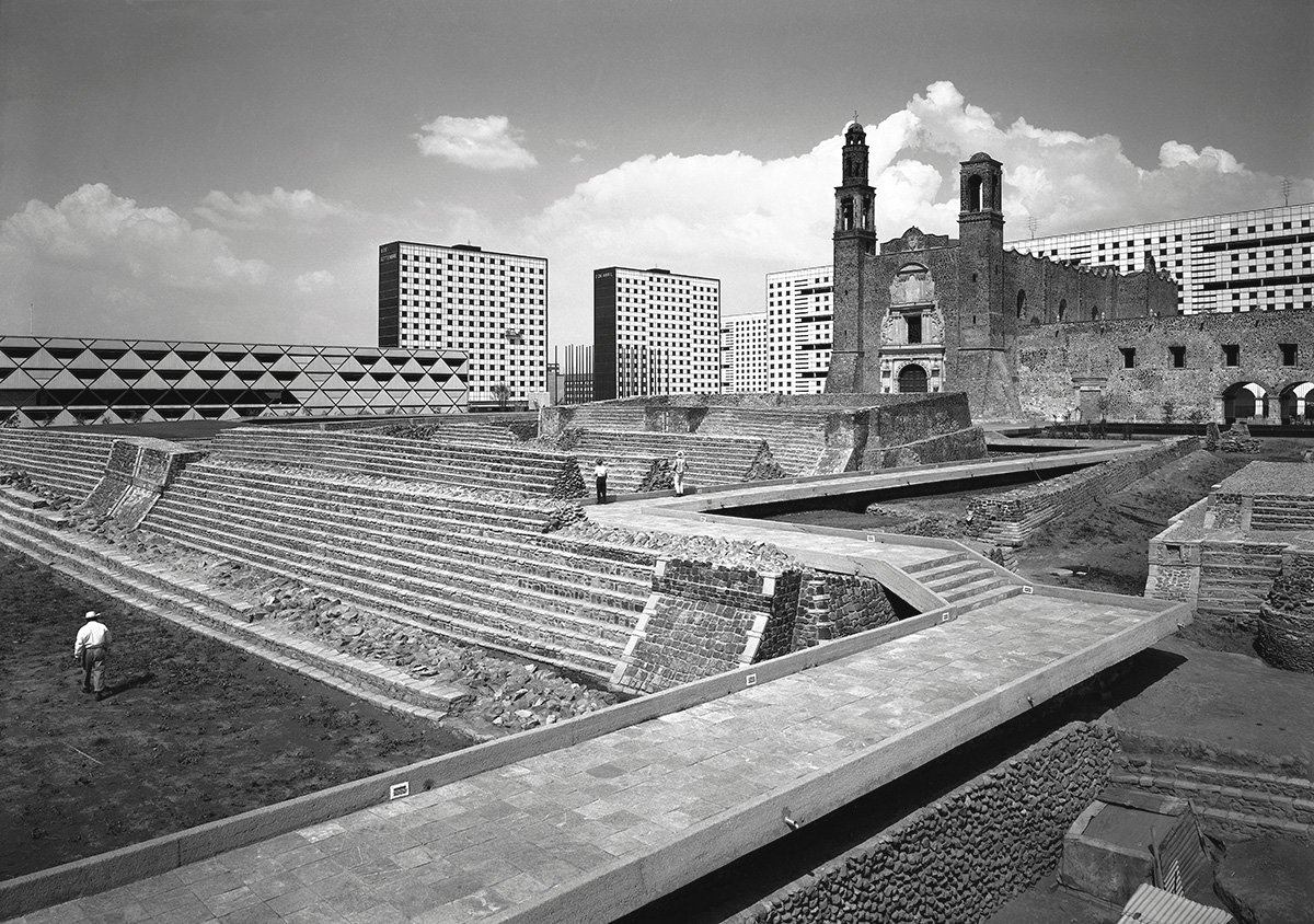 Conjunto Habitacional Nonoalco Tlatelolco, Mario Pani y Luis Ramos Cunningham, ciudad de México, 1964.